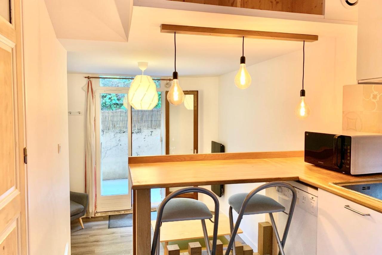 #Ay L'Astucieux Fully-Equipped Flat Leilighet La Tronche  Eksteriør bilde